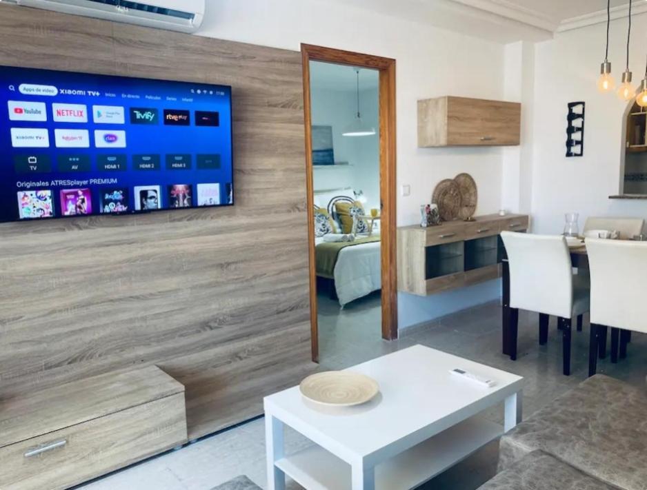 Apartamento Centrico ตอร์เรเวียคา ภายนอก รูปภาพ