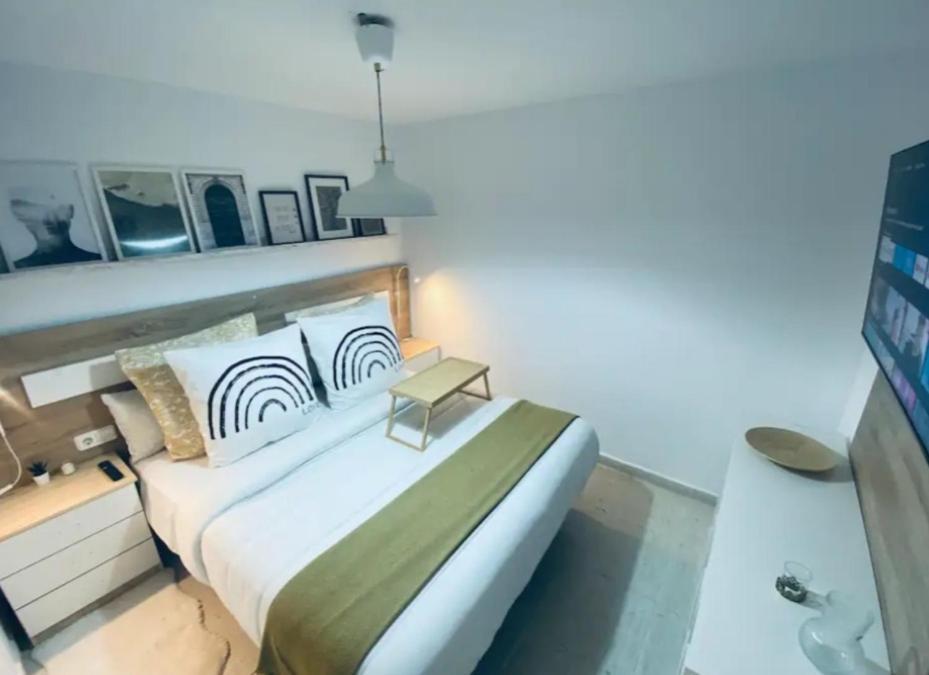 Apartamento Centrico ตอร์เรเวียคา ภายนอก รูปภาพ